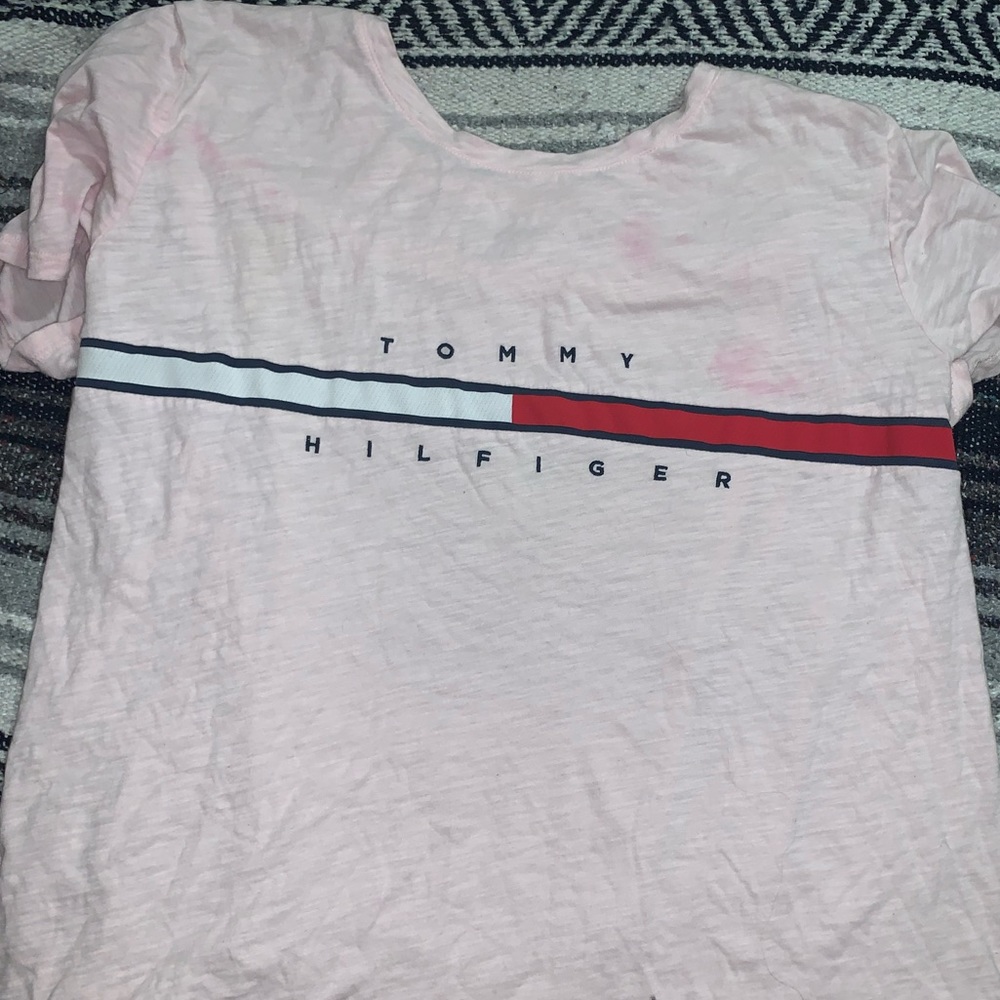 Tommy Hilfiger t shirt